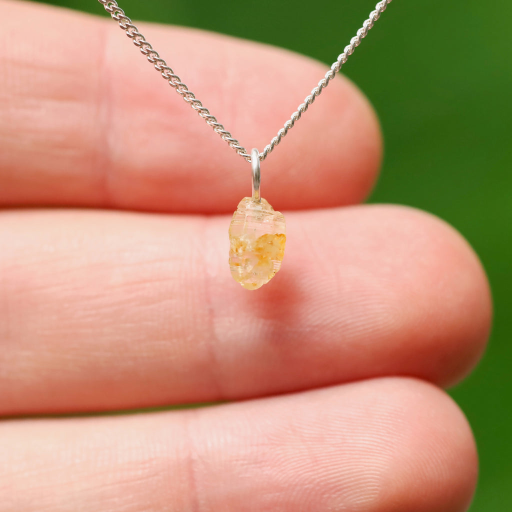 Ruwe gele Saffier - Sri lanka