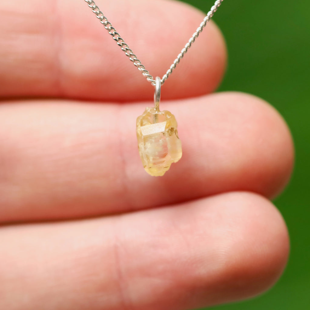 Ruwe gele Saffier - Sri lanka