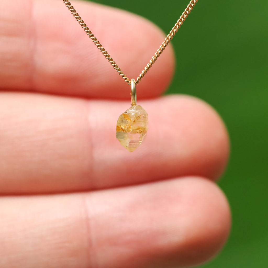 Ruwe gele Saffier - Sri lanka