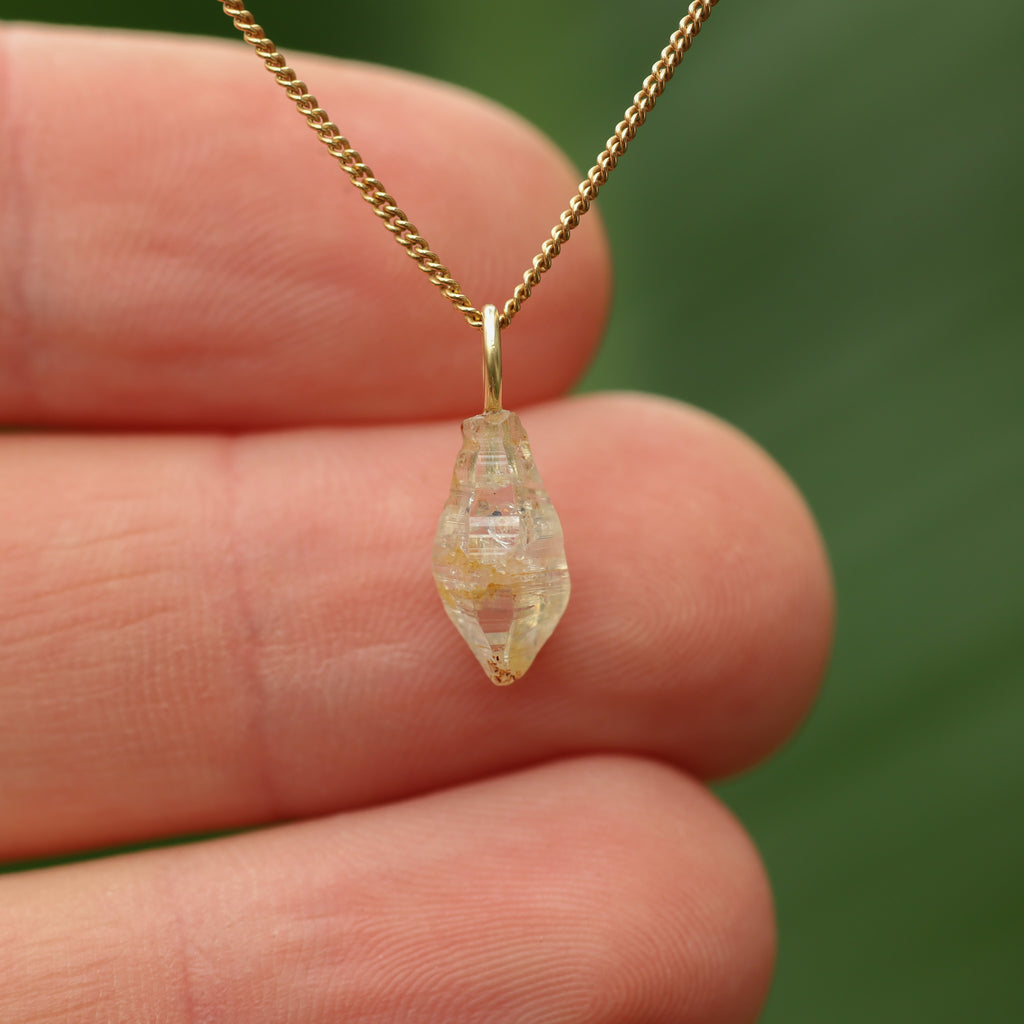 Ruwe gele Saffier - Sri lanka