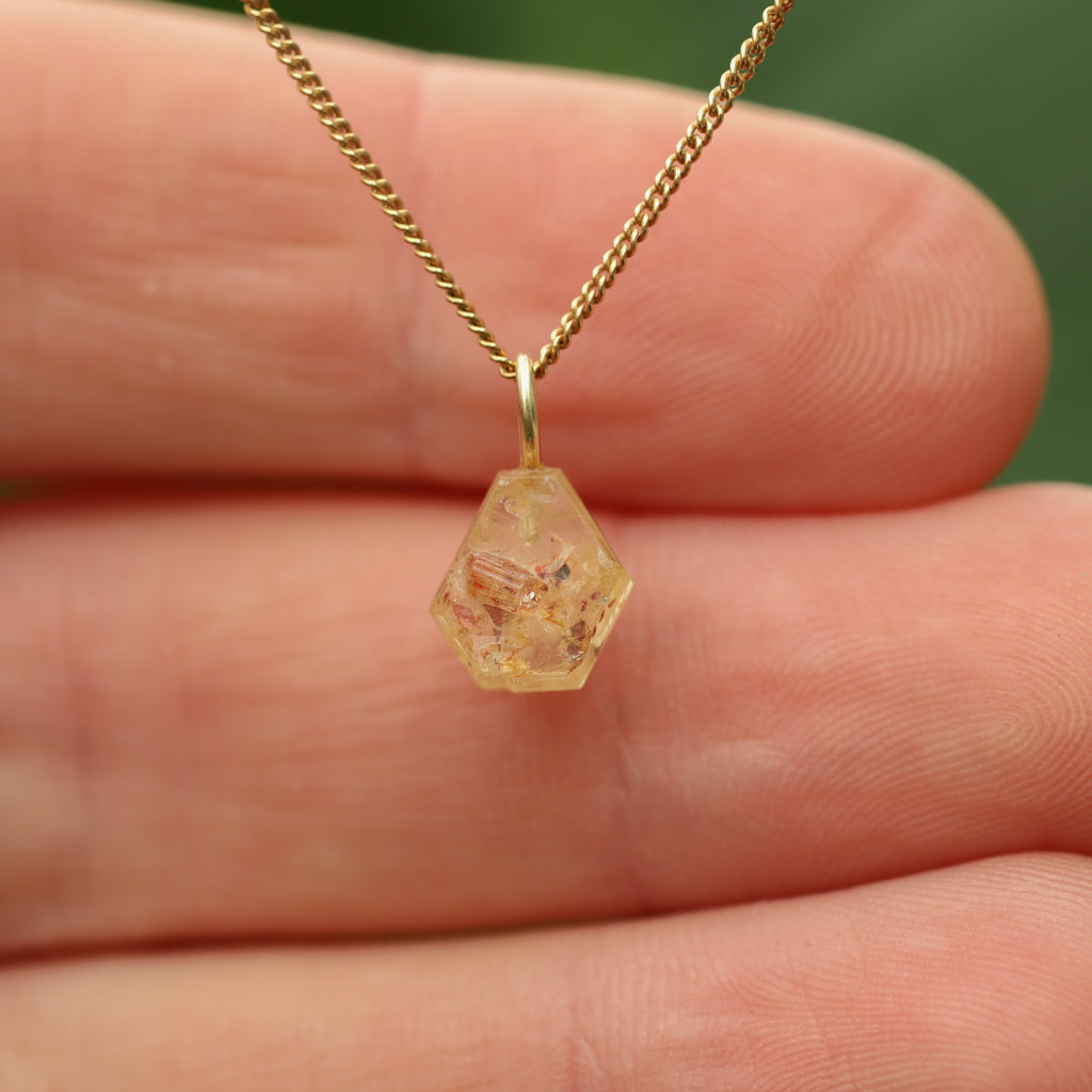 Ruwe gele Saffier - Sri lanka