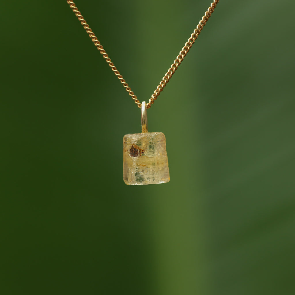 Ruwe gele Saffier - Sri lanka