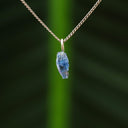 Ruwe blauwe saffier hanger