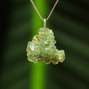 Ruwe groene granaat hanger
