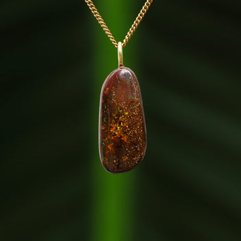 Boulder opaal hanger