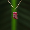 Ruwe robijn hanger