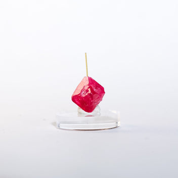 Ruwe Spinel