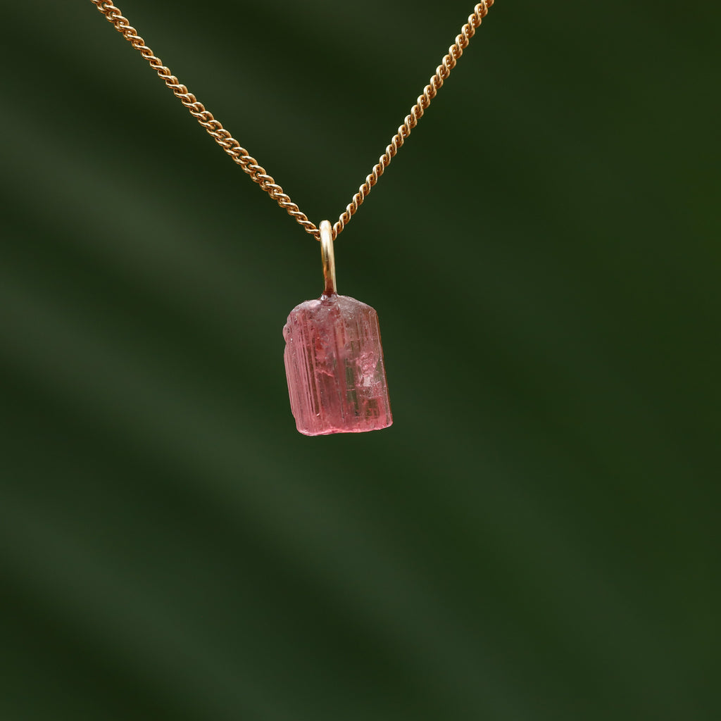 Ruwe roze Toermalijn