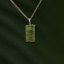 Ruwe groene toermalijn hanger