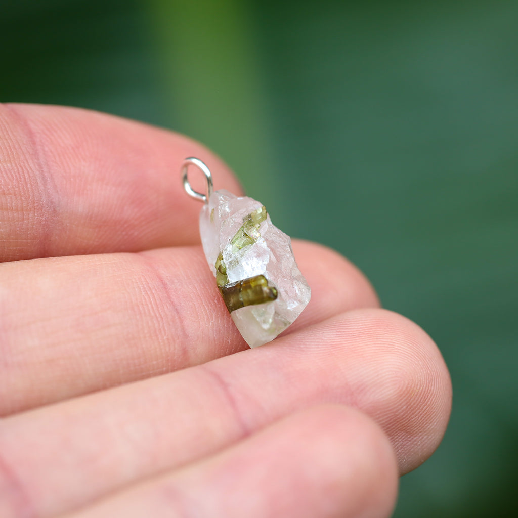 Groene Toermalijn in kwarts