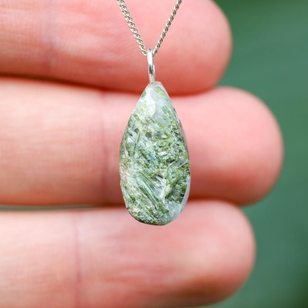 Groene Toermalijn in kwarts