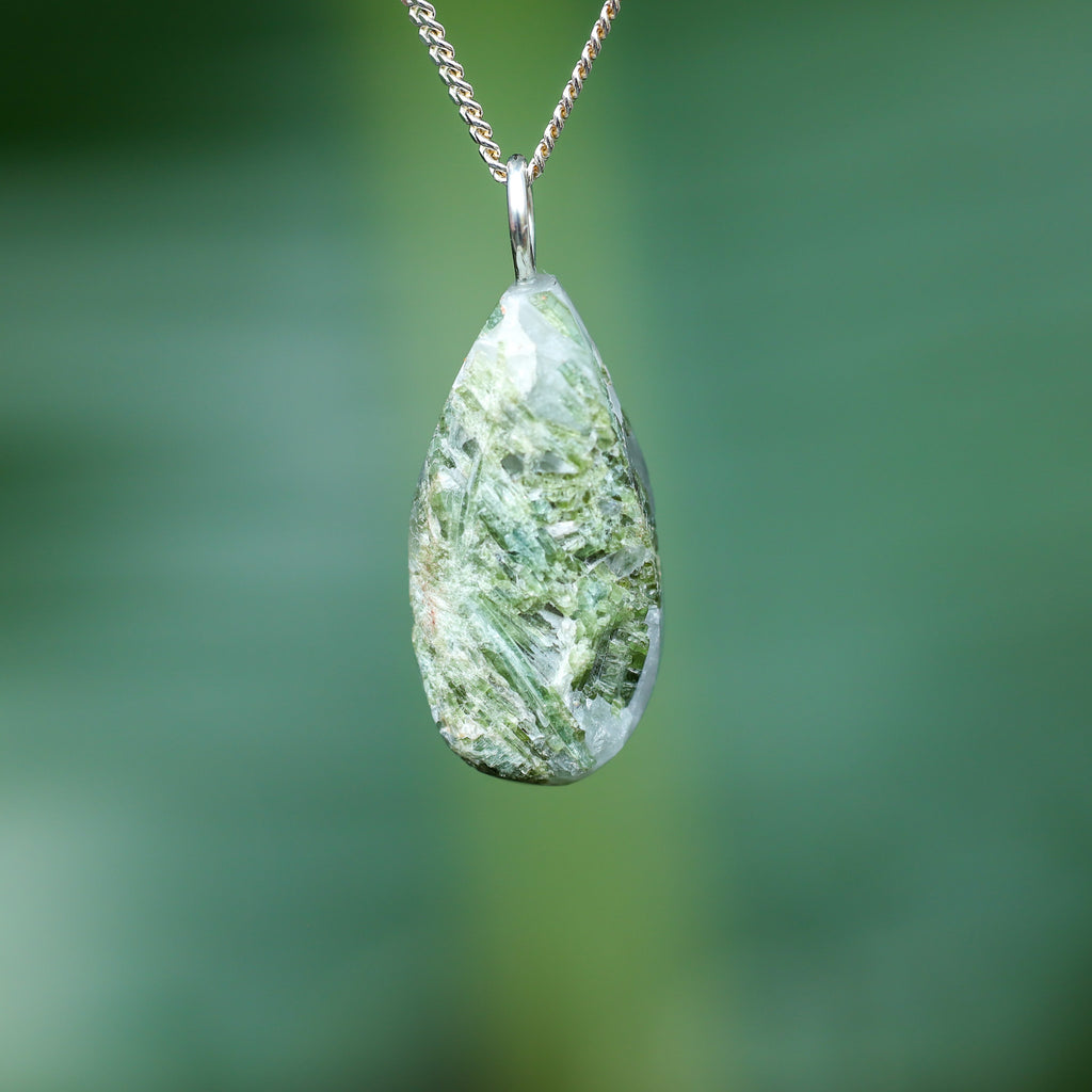 Groene Toermalijn in kwarts