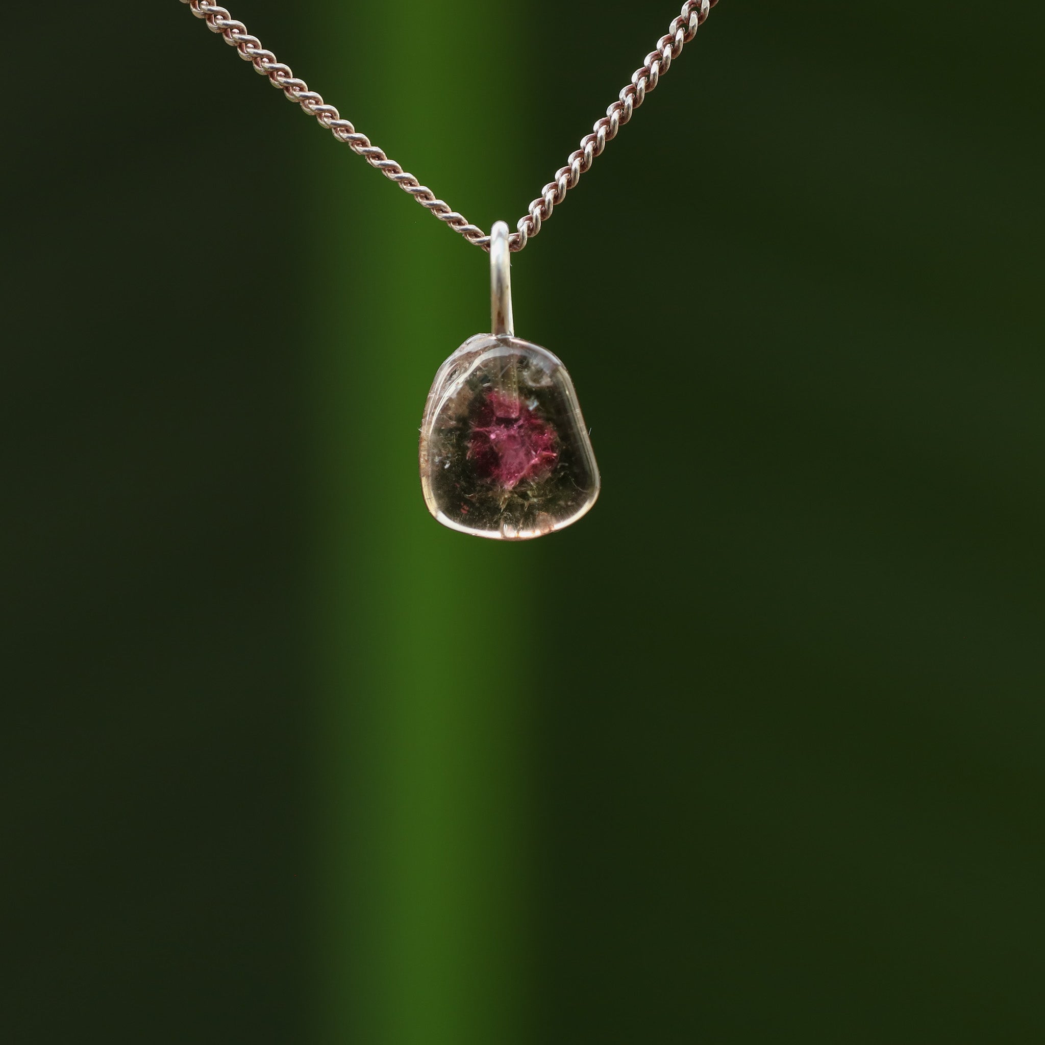 Ketting van rozenkwarts rondel kralen met gold filled connector – Engelina Jewelry