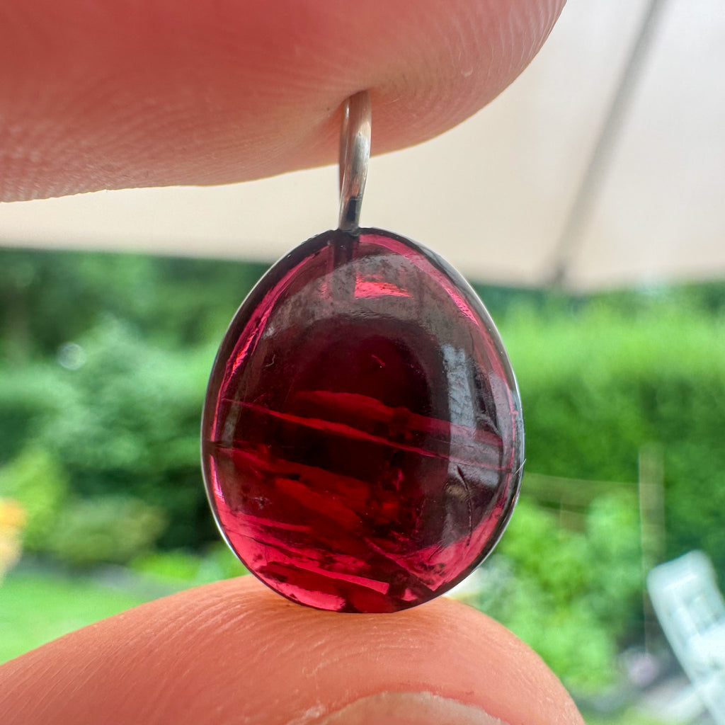 Rode Granaat - India