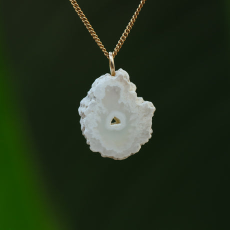 Chalcedoon stalactiet hanger