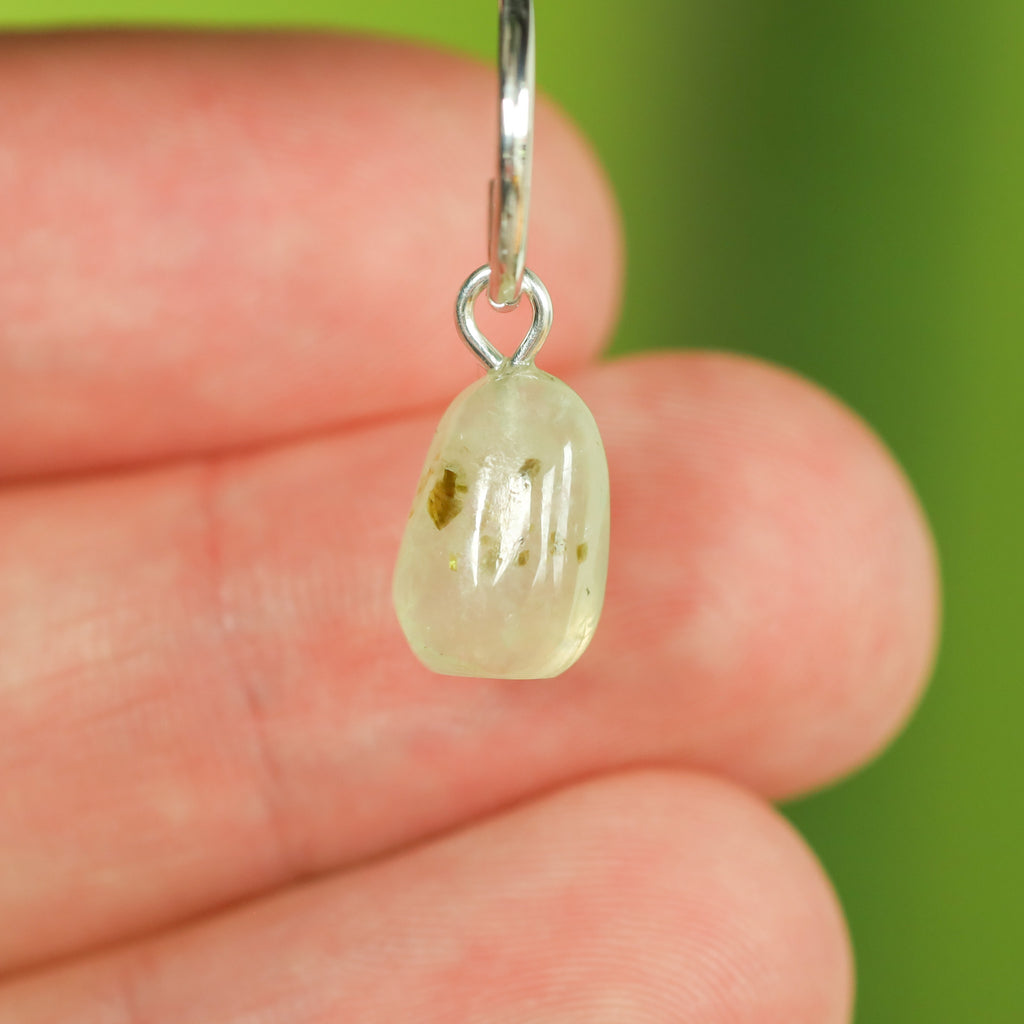 Prehniet oorringbedel