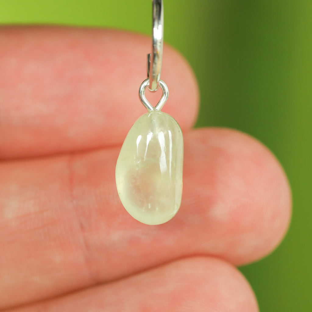 Prehniet oorringbedel