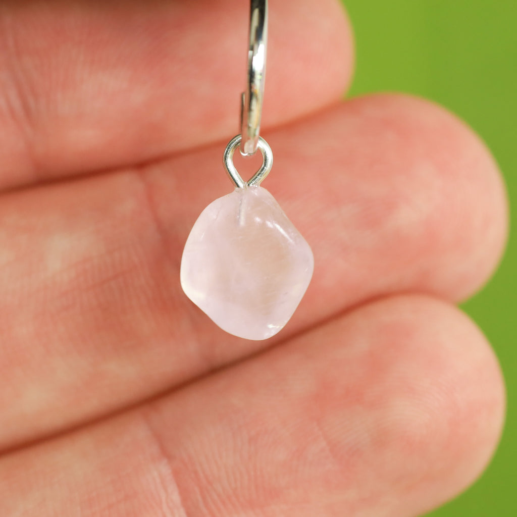 Rozenkwarts oorringbedel
