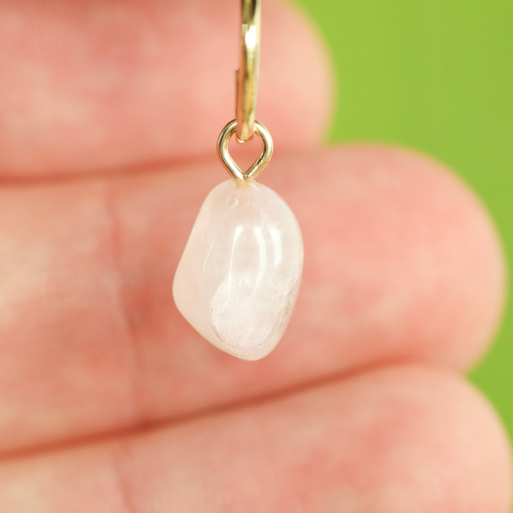 Rozenkwarts oorringbedel