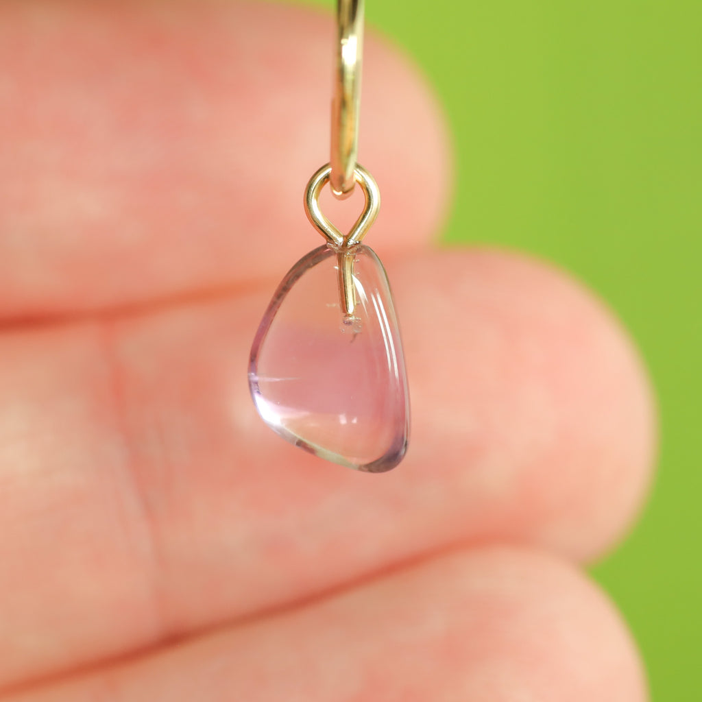 Ametrien oorringbedel