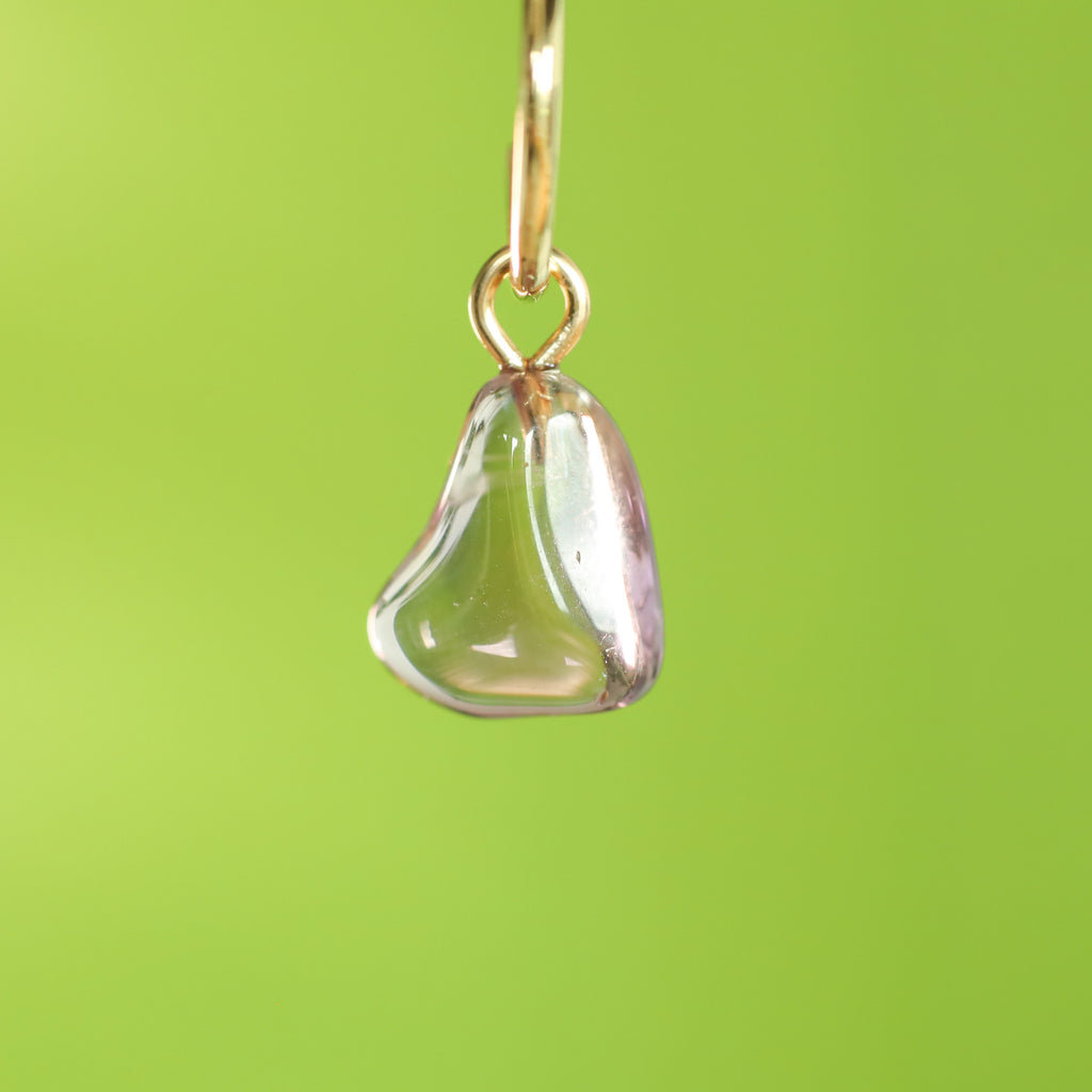 Ametrien oorringbedel