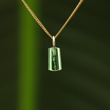 Groene toermalijn hanger