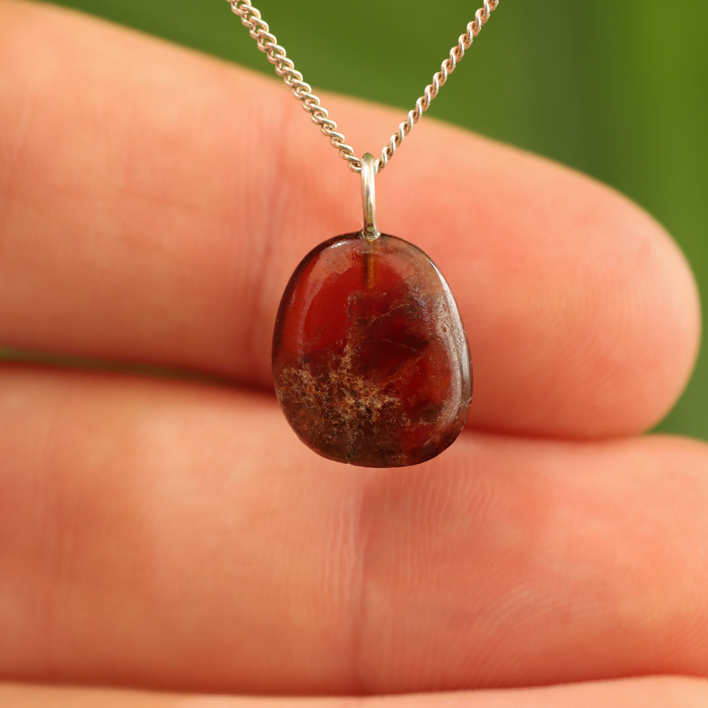 Hessoniet Granaat - India