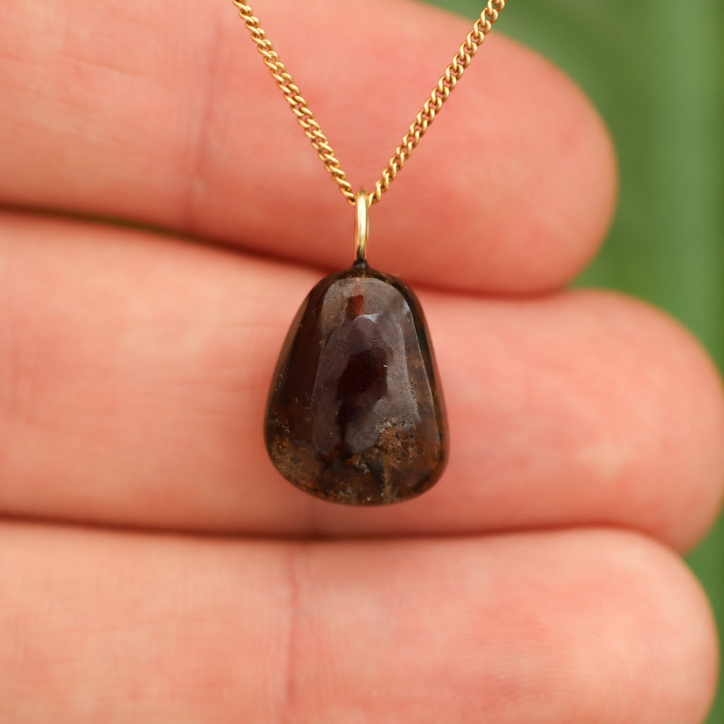 Hessoniet Granaat - India