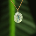 Kyaniet hanger, groen met blauw