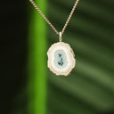 Chalcedoon met mosagaat hanger