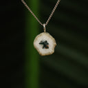 Chalcedoon met mosagaat hanger