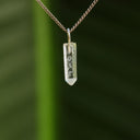Ruwe bergkristal hanger