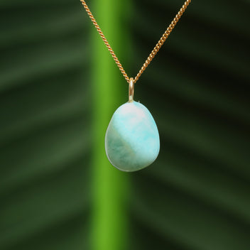 Larimar hanger