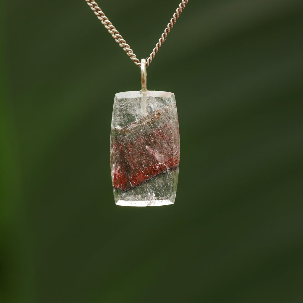 Rode elestiaal kwarts