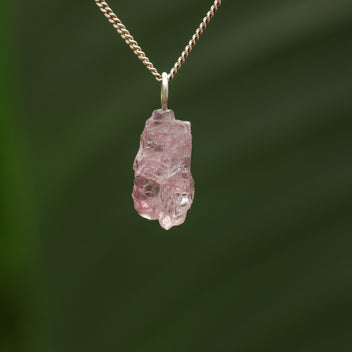 Blauwe spinel hanger