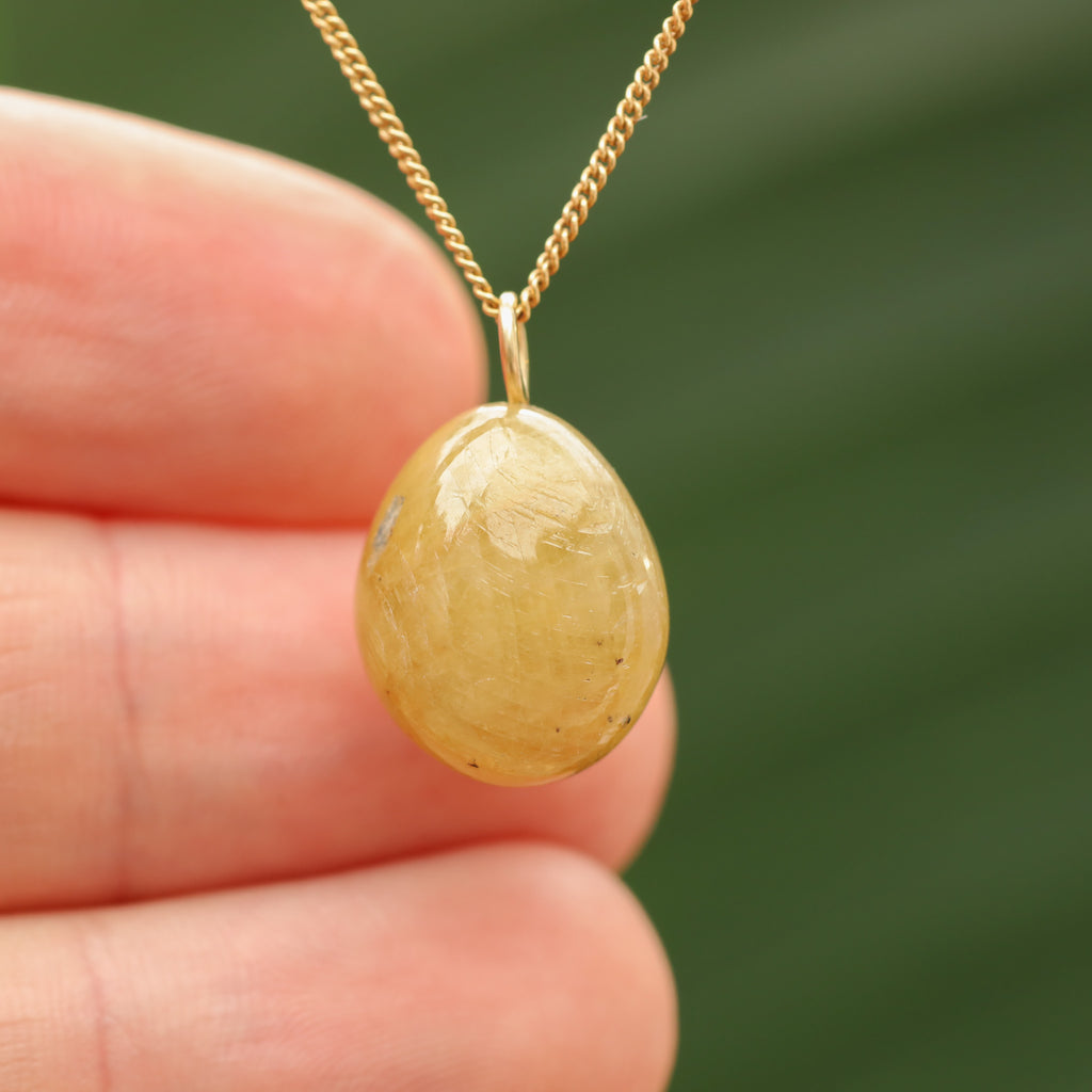 Gele Saffier - India