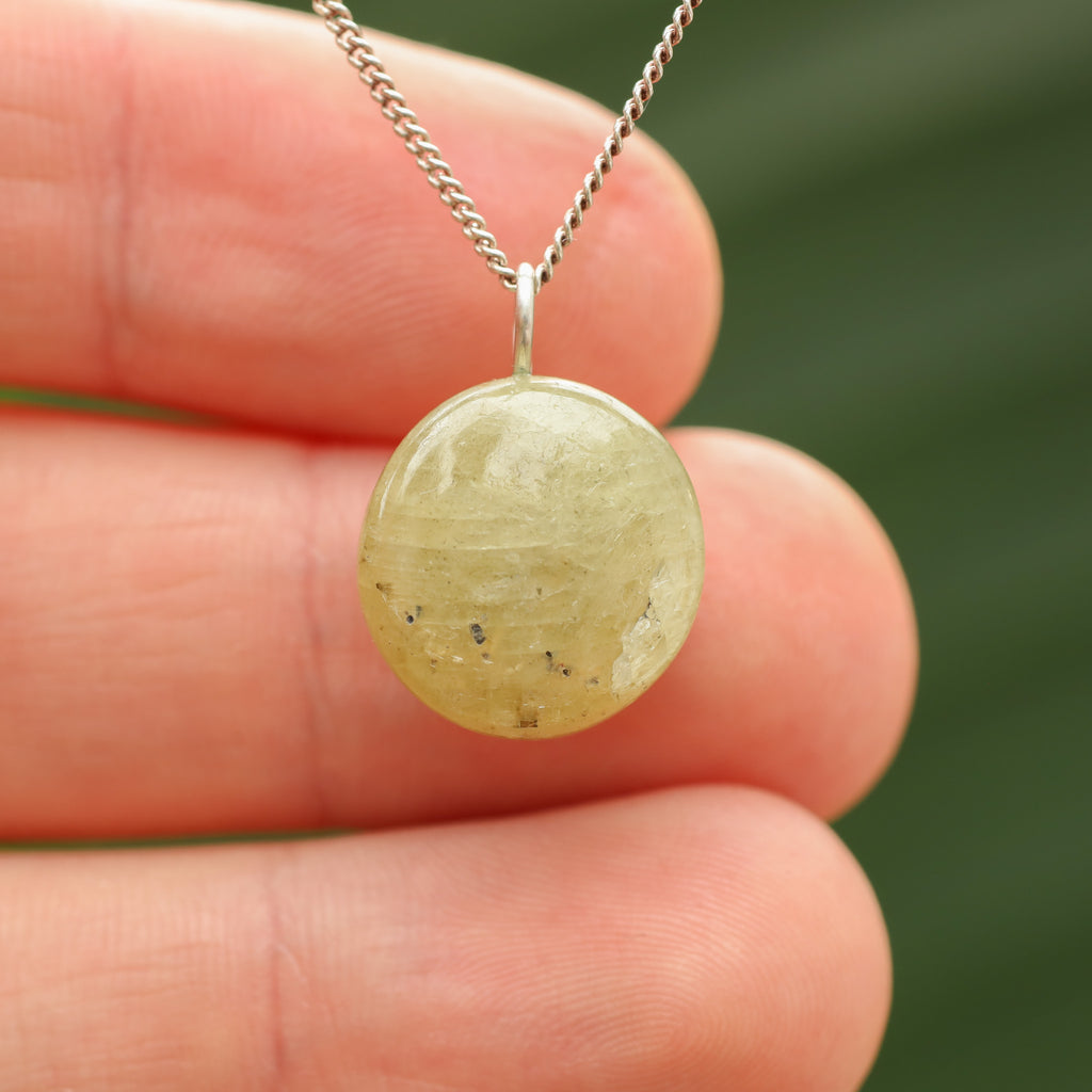 Gele Saffier - India