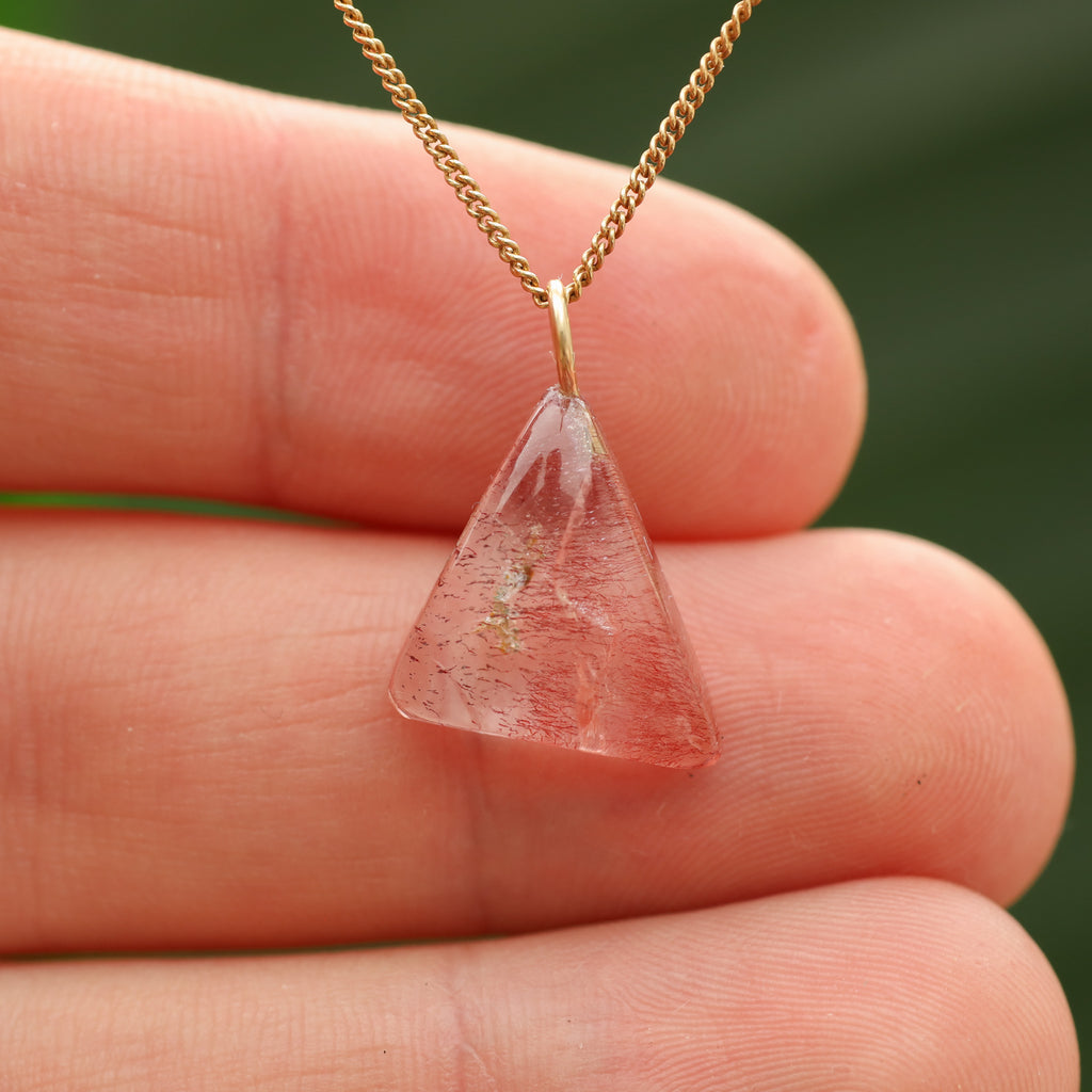 Rode elestiaal kwarts