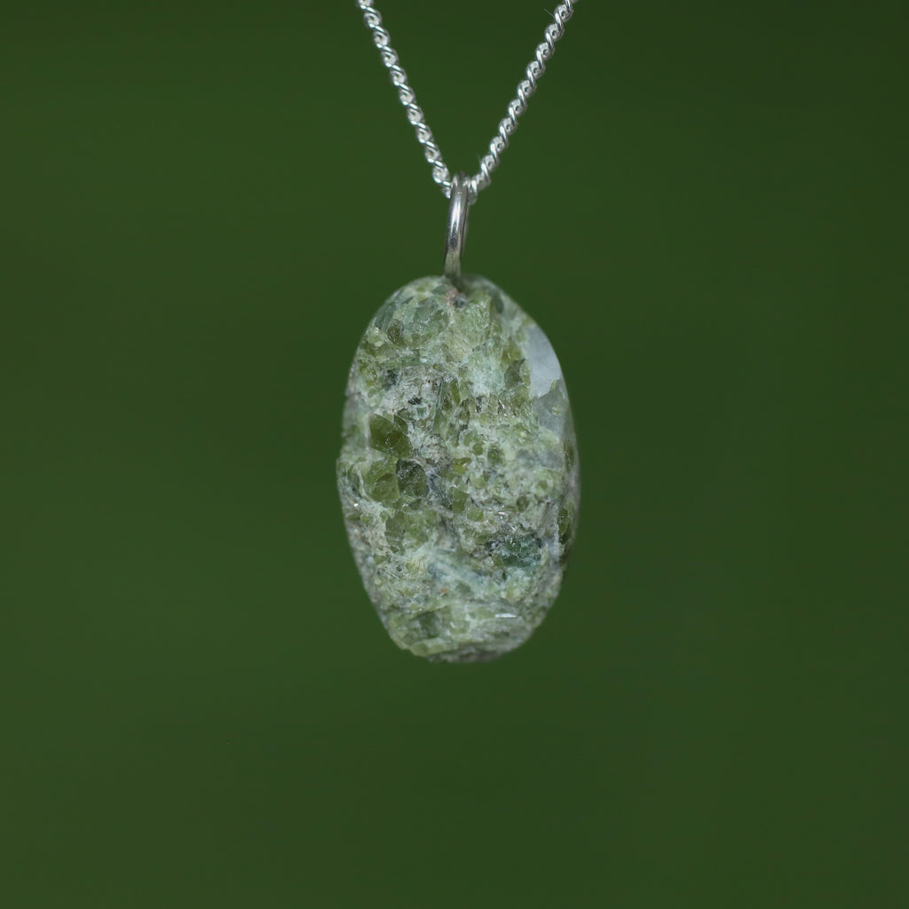 Groene Toermalijn in kwarts