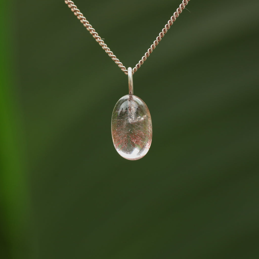 Rode elestiaal kwarts