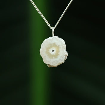 Chalcedon Stalaktit - Madagaskar