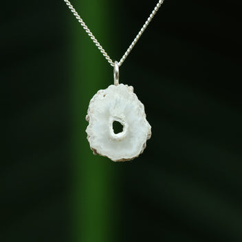 Chalcedon Stalaktit - Madagaskar