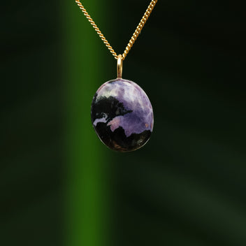 Tiffany stone pendant