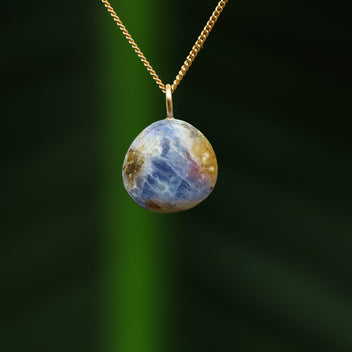 Tiffany stone pendant