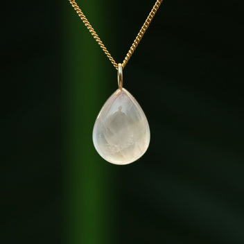 Rose quartz pendant