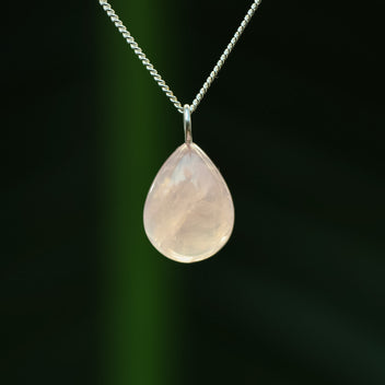 Rose quartz pendant