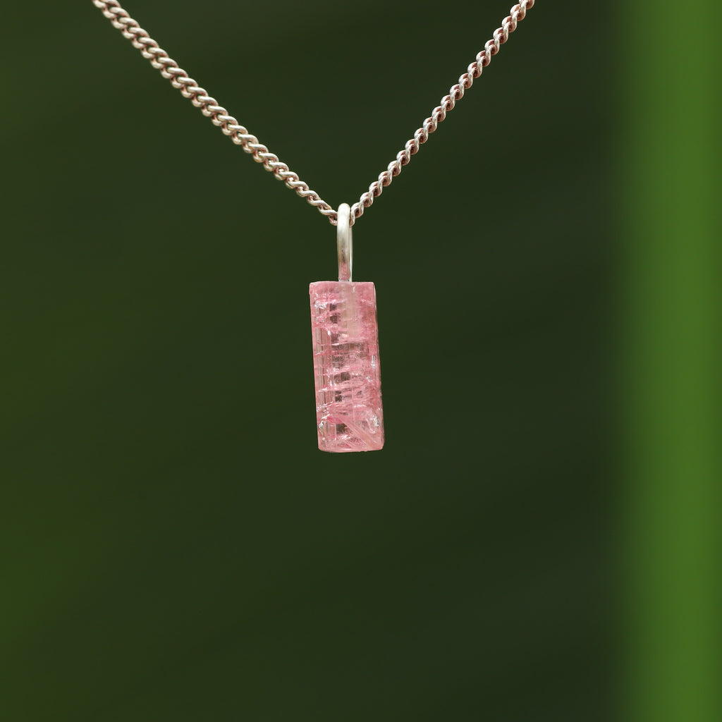 Ruwe roze Toermalijn - Siberië