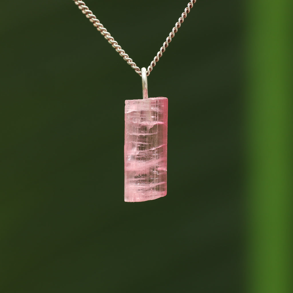 Ruwe roze Toermalijn - Siberië