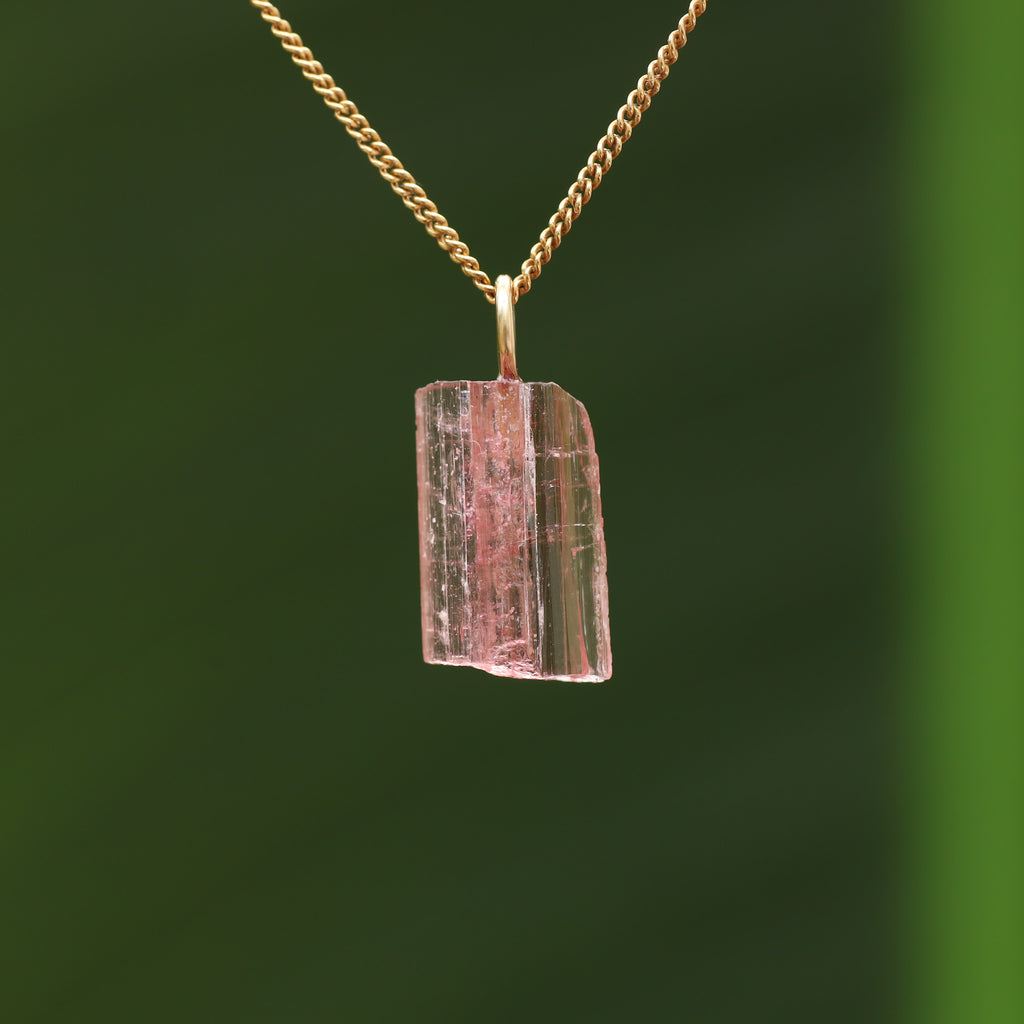 Ruwe roze Toermalijn - Siberië