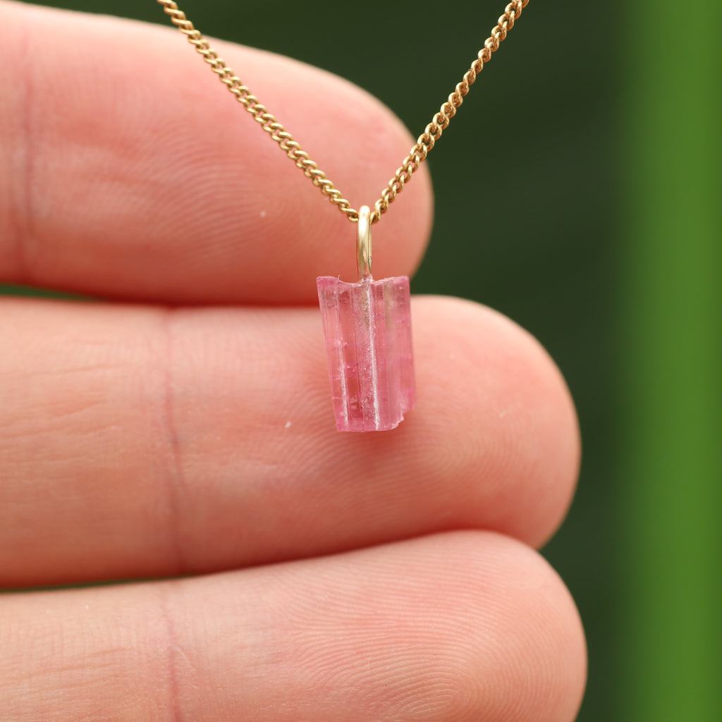 Ruwe roze Toermalijn - Siberië